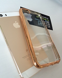 Силиконовый прозрачный чехол для iPhone 5/5S с золотым бампером 