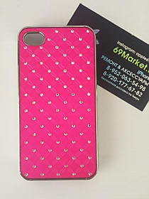 Пластиковая накладка со стразами для iPhone 4/4S розовая