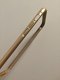 Металлический бампер для iPhone 6 золотой матовый