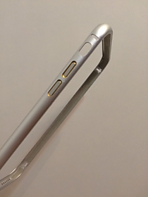 Металлический бампер для iPhone 6 серебристый матовый